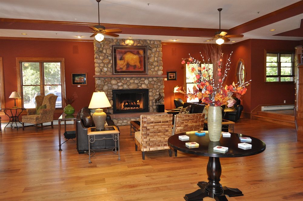 The Bradley Boulder Inn מראה חיצוני תמונה