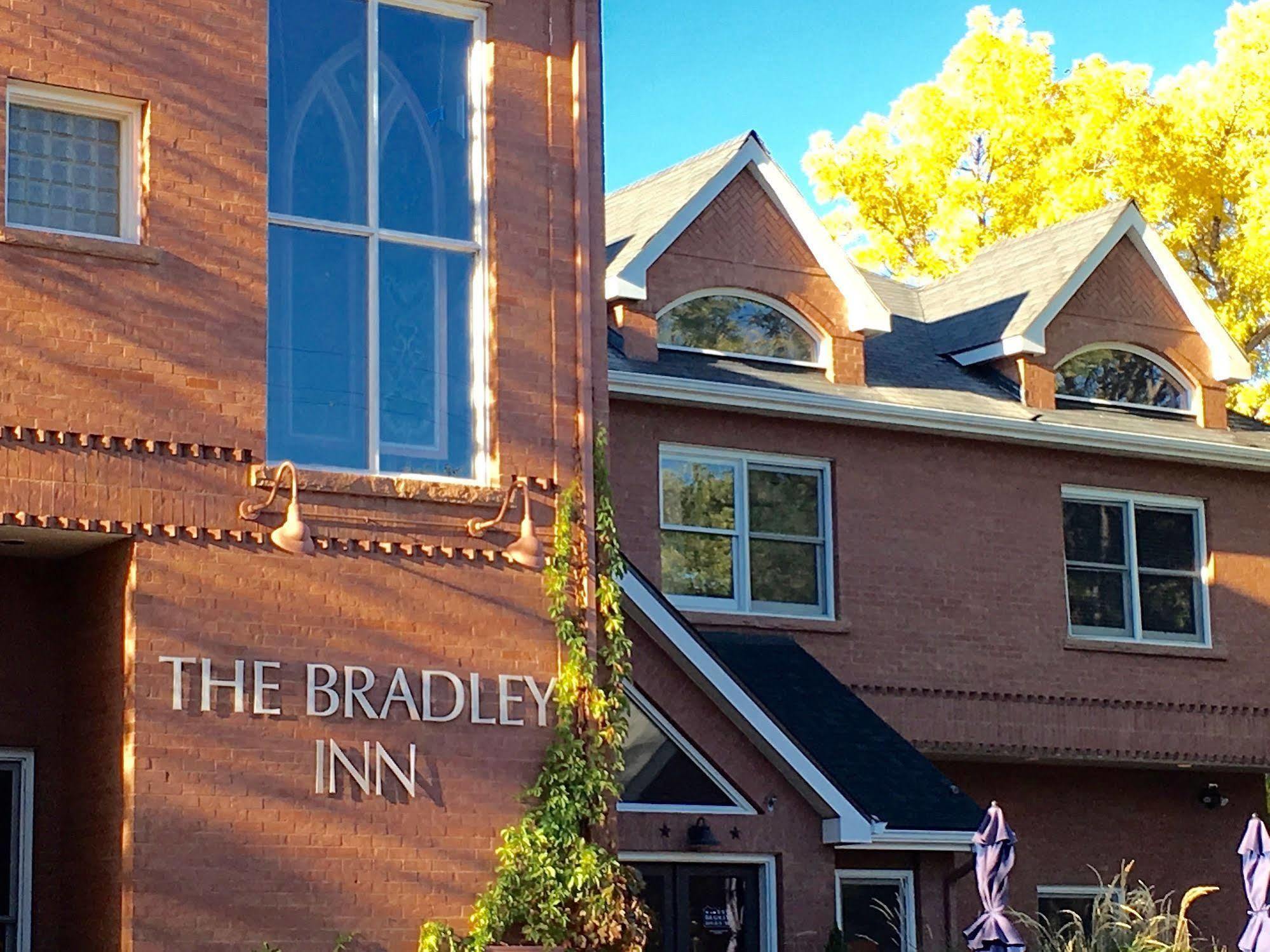 The Bradley Boulder Inn מראה חיצוני תמונה