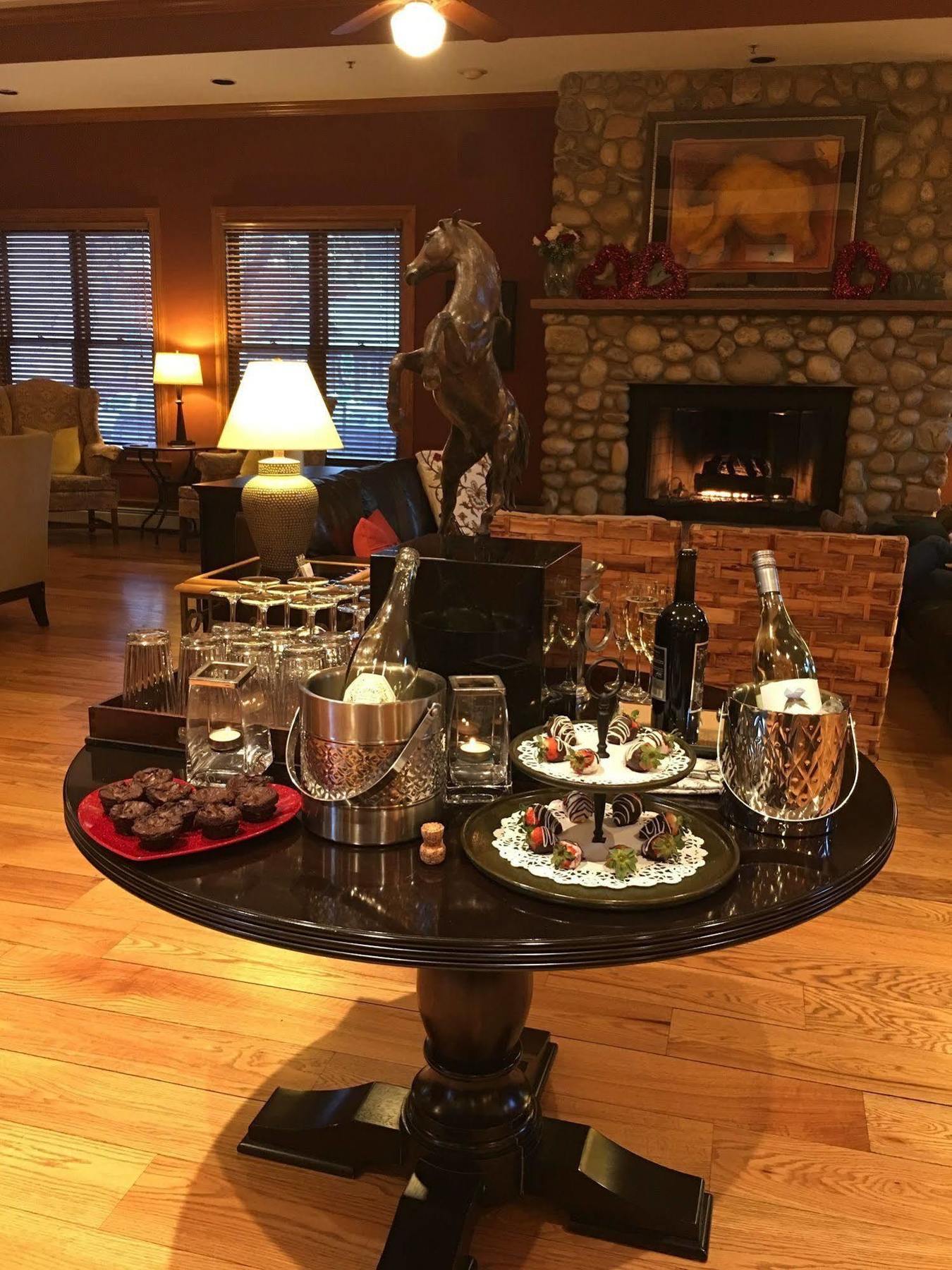 The Bradley Boulder Inn מראה חיצוני תמונה