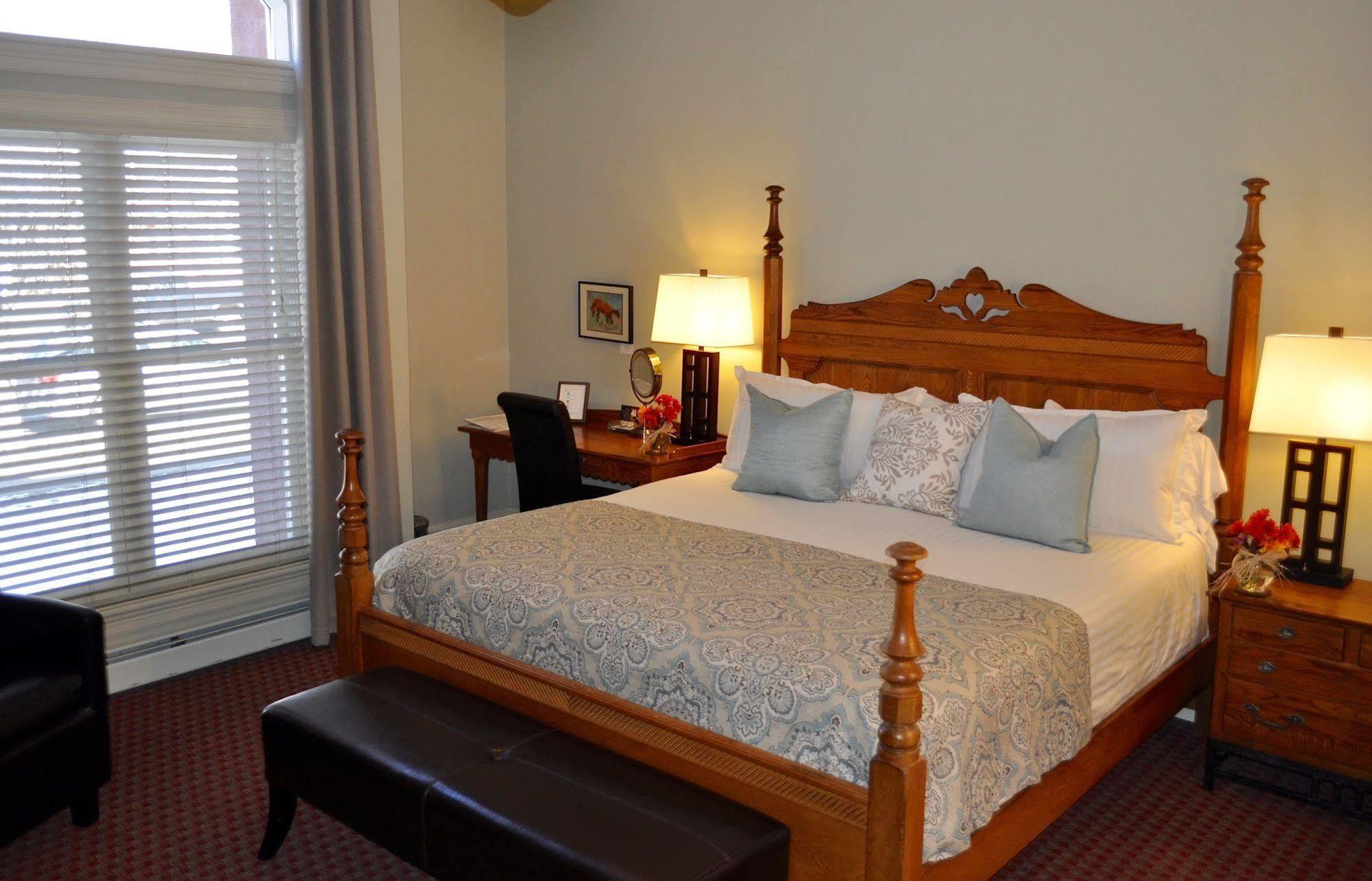 The Bradley Boulder Inn מראה חיצוני תמונה