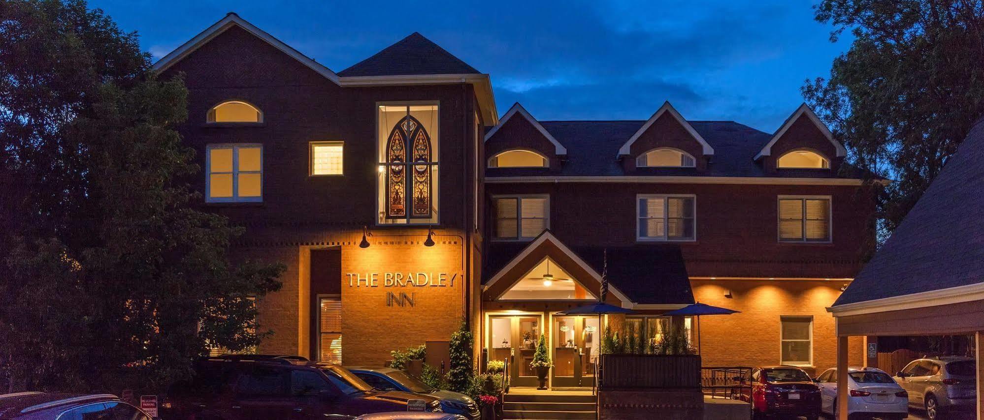 The Bradley Boulder Inn מראה חיצוני תמונה